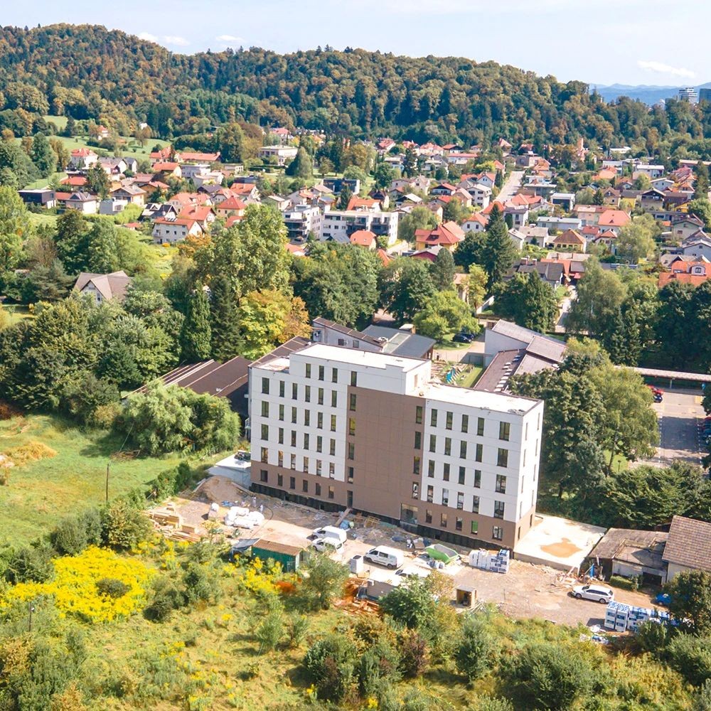 Poslovna stavba 911, Ljubljana